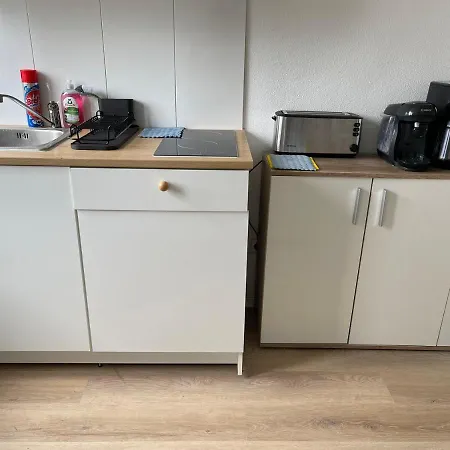 Apartment 2-bedroom With Kitchen And Garden, Fast To Dusseldorf Messe