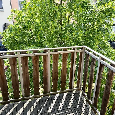 Apartment 2-bedroom With Kitchen And Garden, Fast To Dusseldorf Messe *